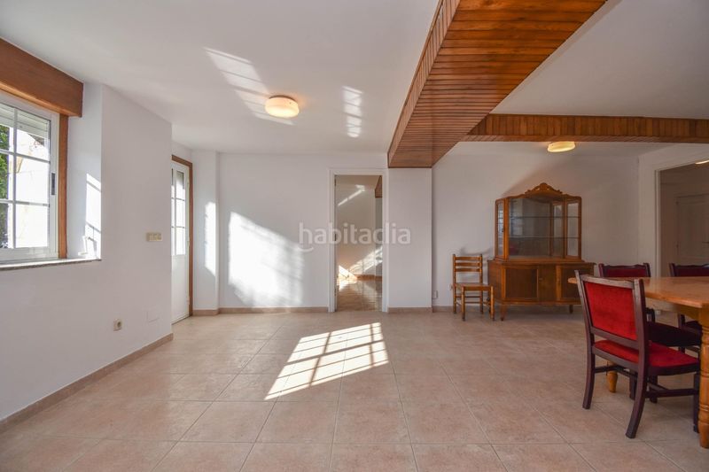 Foto 943de736-101e-4532-9d28-993a2e6482c7. Location maison avec parking dans Cambre