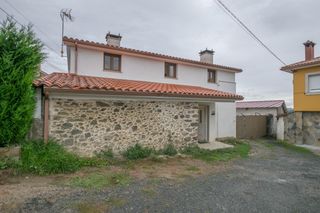 Haus  Lugar meixigo. Casa con encanto en cambre  espacios abiertos, confort y potenci