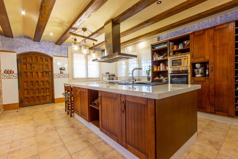 Foto 00a2d141-dae1-438a-a6b7-01b85a11b499. Chalet en Jubalcoi Elche / Elx