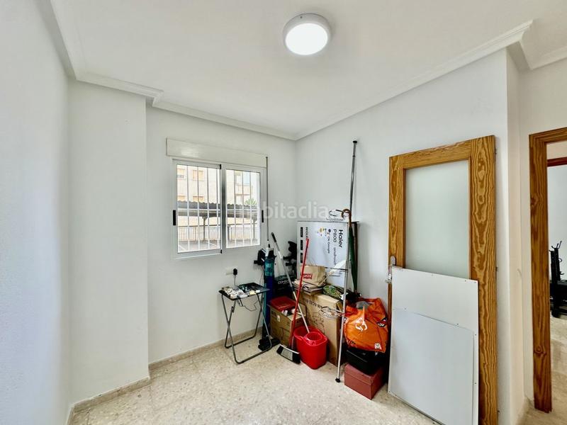 Foto 21c8c899-5af0-4588-a31c-bdb6e5bd3826. Apartment with heating pool in Los Arenales del Sol Elche / Elx