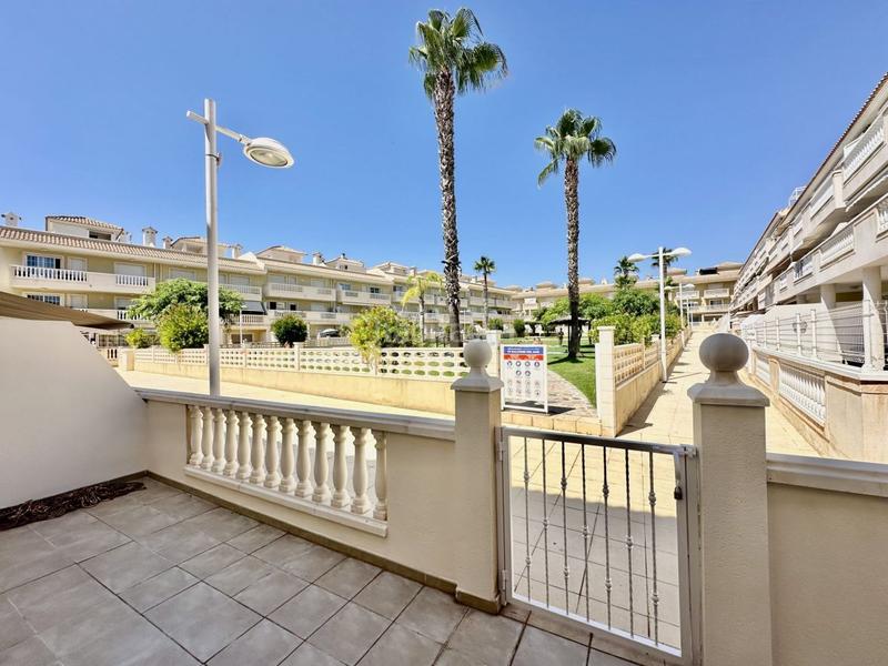 Foto c4f8426c-37f9-4385-87e2-b11895f68f88. Rent apartment with heating pool in Monte Faro-Altomar II Santa Pola