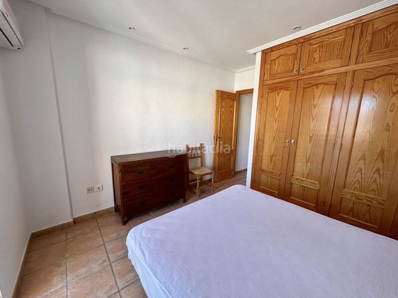 Foto a74cd398-1b4a-44e6-a90c-338924dff1e6. Casa amb calefacció aparcament piscina terrassa a Santa Pola