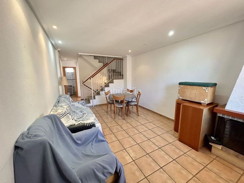 Foto aeca73be-2137-45fe-a6c4-d8601382e3f3. Casa amb calefacció aparcament piscina terrassa a Santa Pola