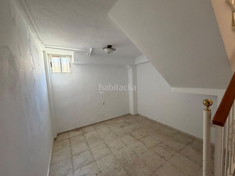 Foto b05026ca-cc2b-44c2-8e15-4fd5ab1df678. Casa amb calefacció aparcament piscina terrassa a Santa Pola