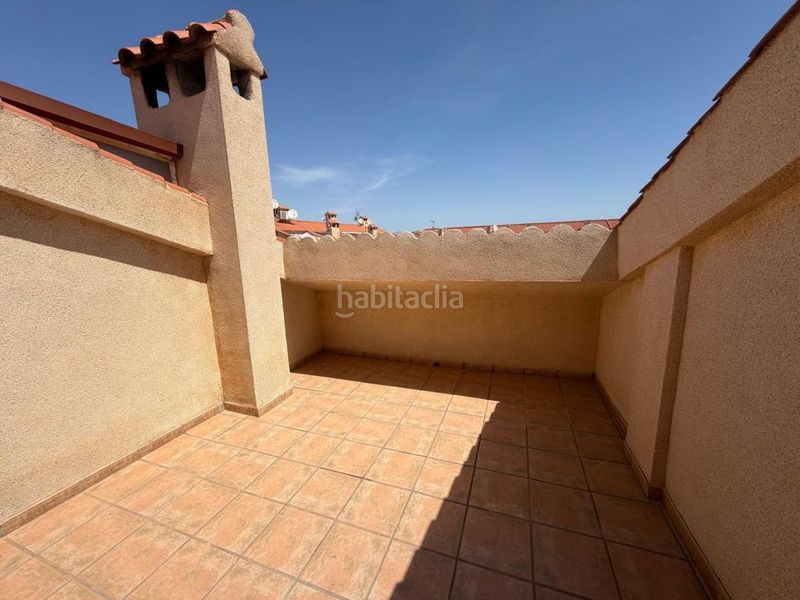 Foto bceb2446-4147-4f6e-9d83-95051f11d5dc. Casa amb calefacció aparcament piscina terrassa a Santa Pola