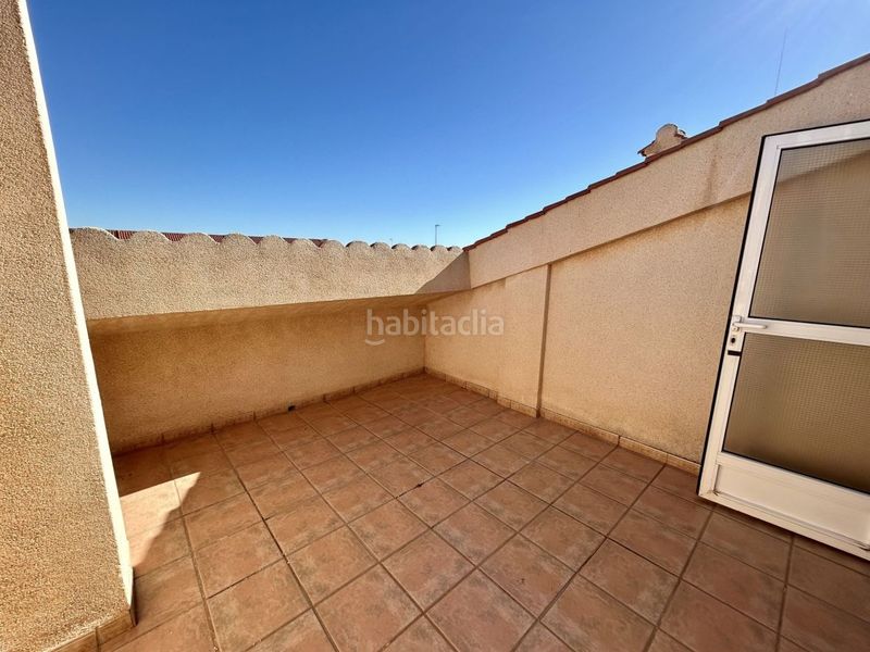 Foto d38dcde0-e5cc-4fd1-93a6-7632c304e473. Casa amb calefacció aparcament piscina terrassa a Santa Pola