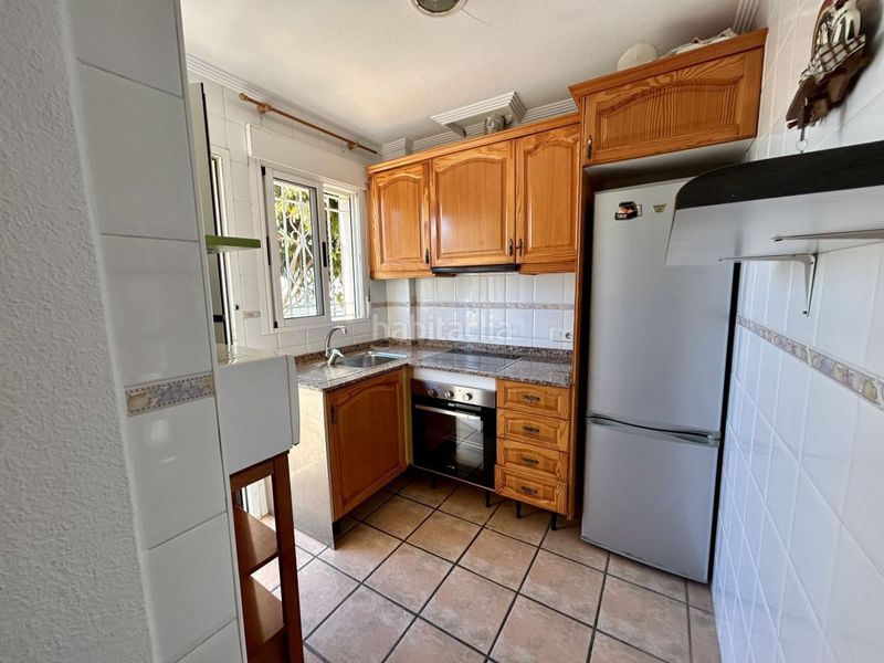 Foto f1befc63-5028-4c22-a763-b4ea5cde2cab. Casa amb calefacció aparcament piscina terrassa a Santa Pola