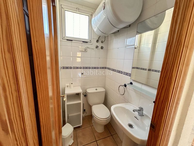 Foto f72fd68a-e58a-43d8-866f-8093e16cc272. Casa amb calefacció aparcament piscina terrassa a Santa Pola