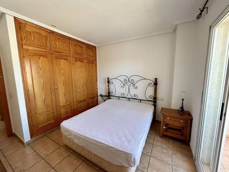 Foto fcb43852-3b82-4de0-9194-03cf57ada541. Casa amb calefacció aparcament piscina terrassa a Santa Pola