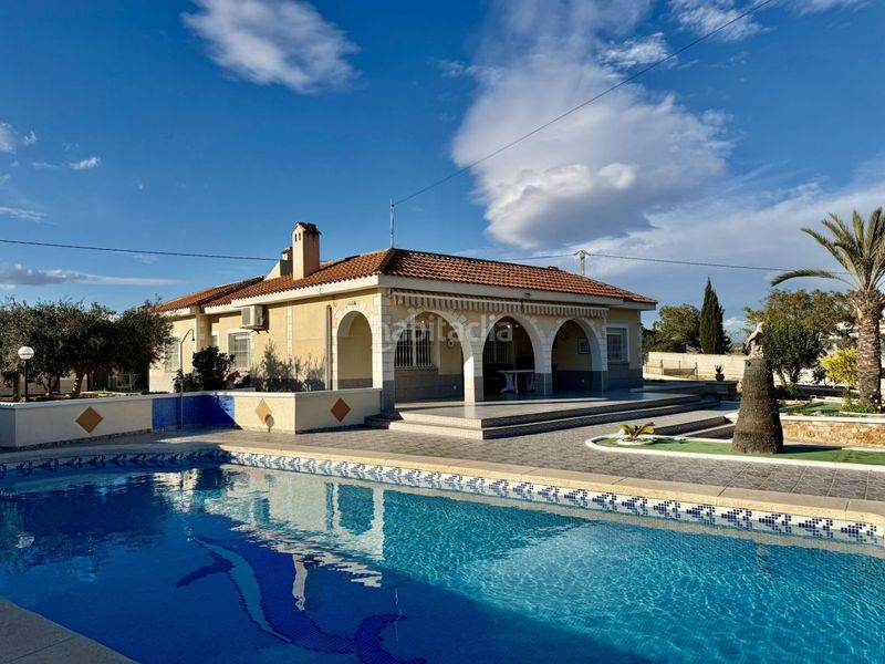 Foto 3babd882-8352-4d88-9671-217c12264ecc. Chalet en Los Arenales del Sol Elche / Elx