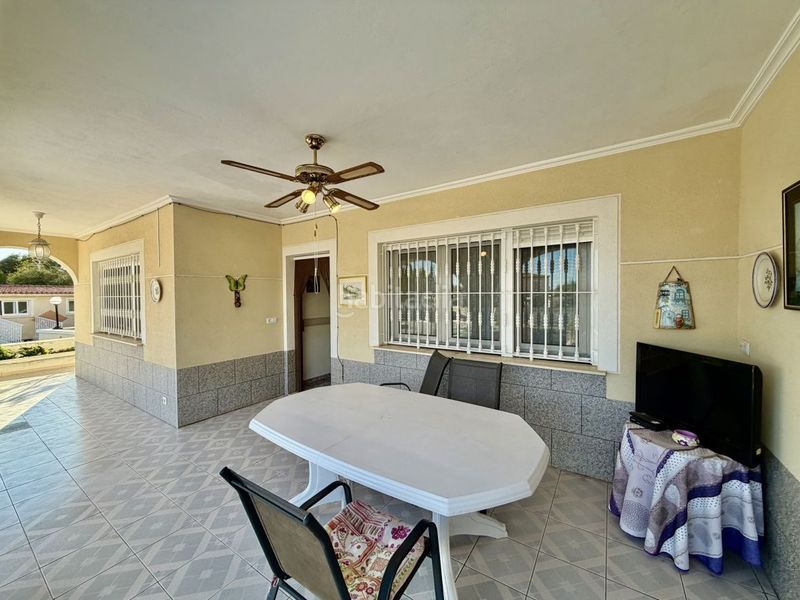 Foto 4f15e1ed-48ec-48bb-8b4a-1b52e7ee23a1. Chalet en Los Arenales del Sol Elche / Elx