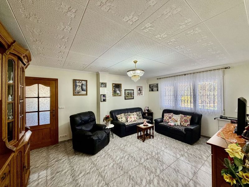 Foto c49d4826-621e-4ed3-a0fa-127621587d75. Chalet en Los Arenales del Sol Elche / Elx