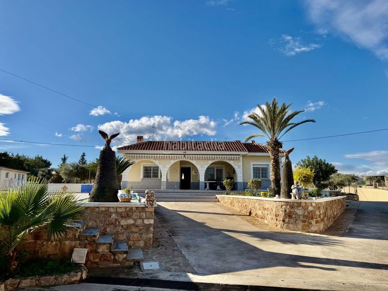 Foto c82db1a1-6514-4602-a49f-fbad42a2c23a. Chalet en Los Arenales del Sol Elche / Elx