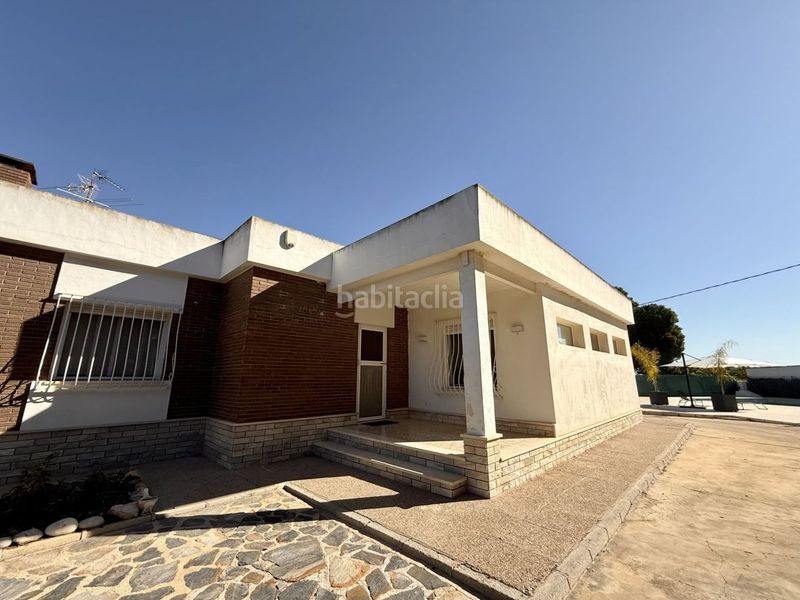 Foto 4805d3f6-04c4-456e-8154-c2b0d6e3ba17. Chalet en Valverde Elche / Elx