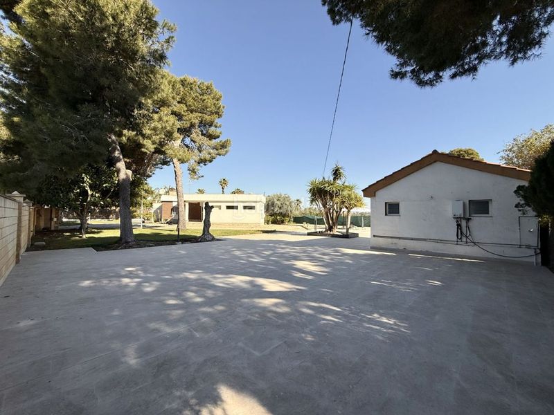 Foto 6813131a-df4b-45cf-baa4-614b6402e545. Chalet en Valverde Elche / Elx