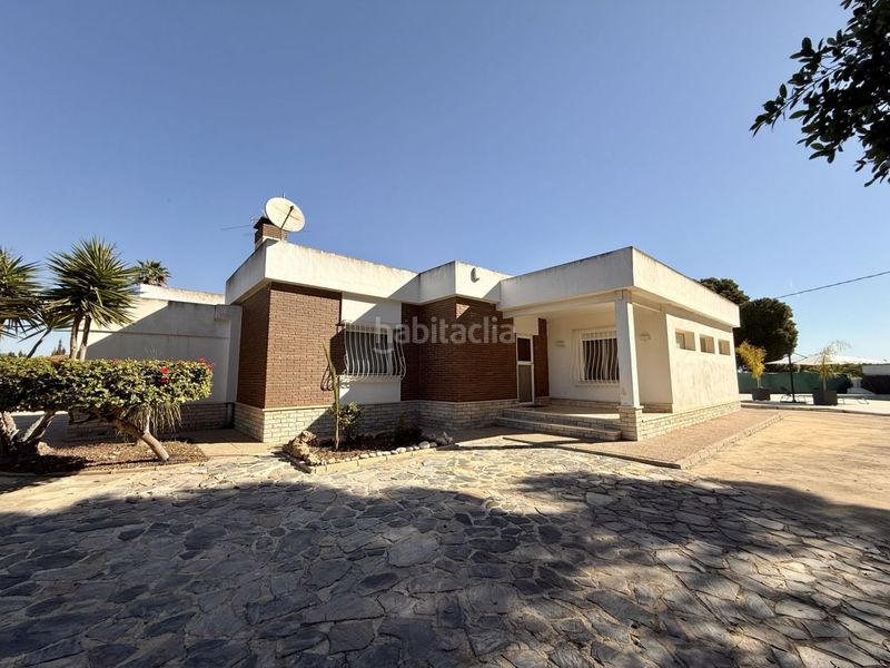 Foto a157dc18-db19-48ac-87b3-afd9ca9cba0f. Chalet en Valverde Elche / Elx