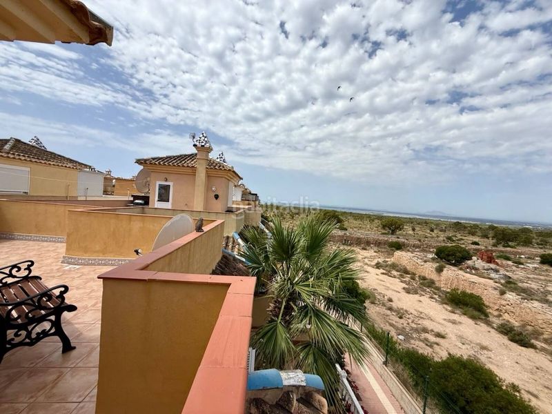 Foto 91846f13-1aab-47d4-b2ba-92b62c4835fd. Casa amb calefacció piscina a Monte Faro-Altomar II Santa Pola