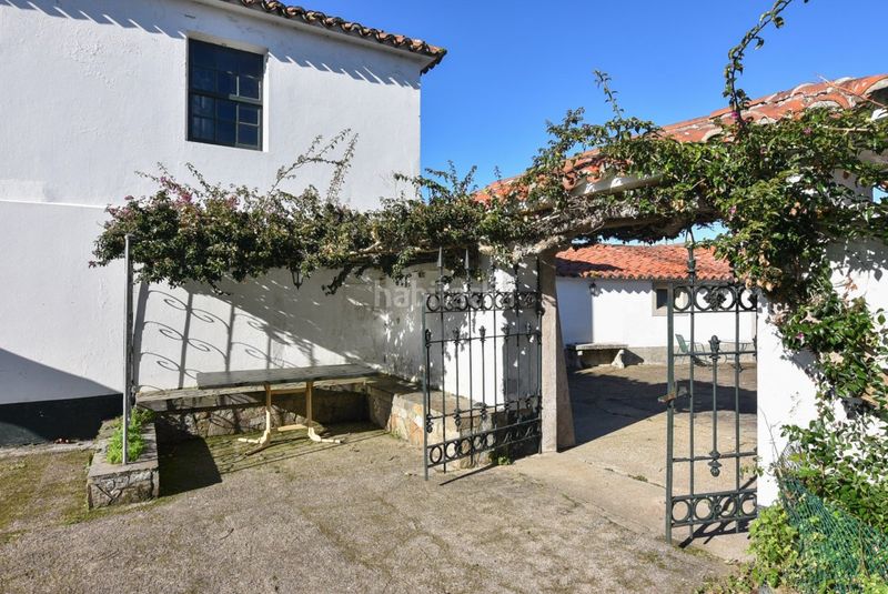 Foto ca9f02f3-518d-4606-b904-b4be39af2893. Casa a Dexo - Lorbé Oleiros