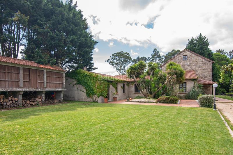 Foto a3b0a1b5-c6ce-424b-bd06-5a411ae8c9fb. Masía casa grande de a pedreira, hotelboutique en Cuntis