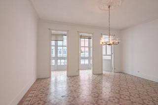 Pis  Calle real. Vivienda singular en calle real