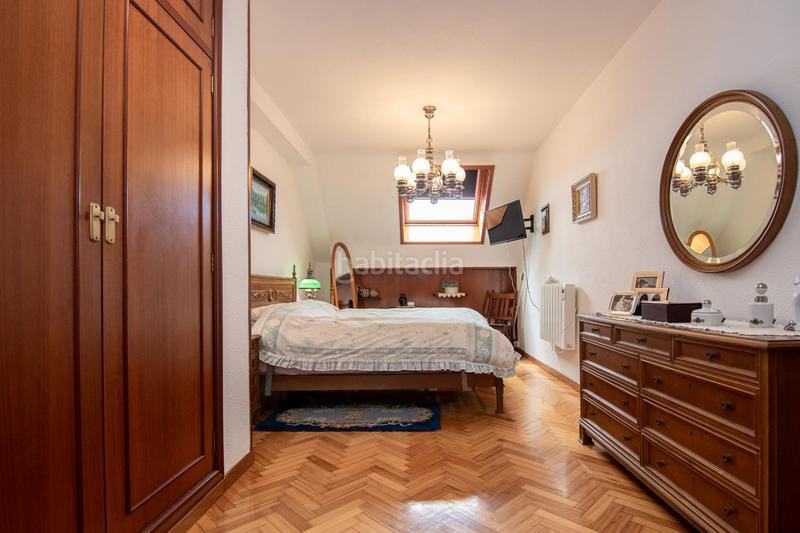 Foto 10b99638-3eb9-4df2-ae29-995120ad82ab. Duplex con riscaldamento parcheggio in Los Castros - Castrillón Coruña (A)
