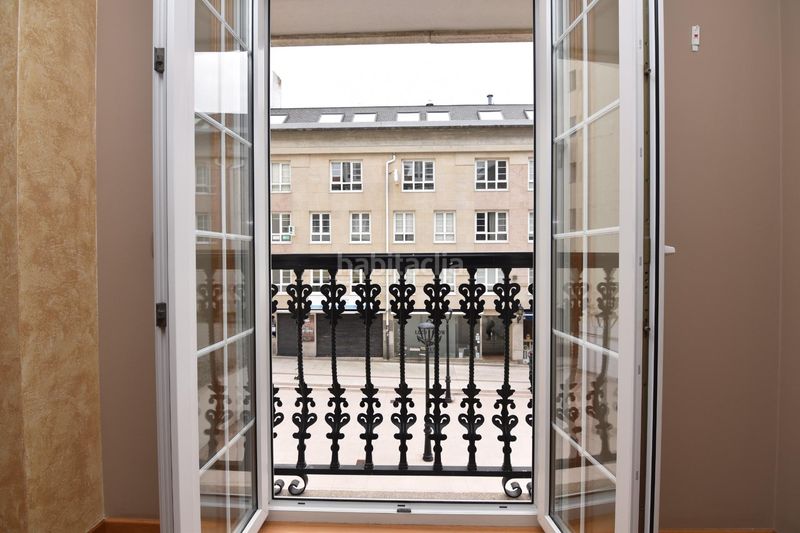 Foto 1e33e58d-0e30-4e88-9cd4-56471263a218. Pis amb aparcament a Ciudad Vieja Coruña (A)