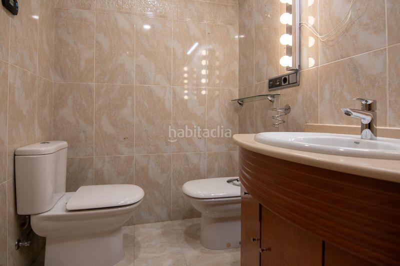 Foto eeebfceb-a8ad-4a01-b335-b5bd3b271aa2. Pis amb aparcament a Ciudad Vieja Coruña (A)