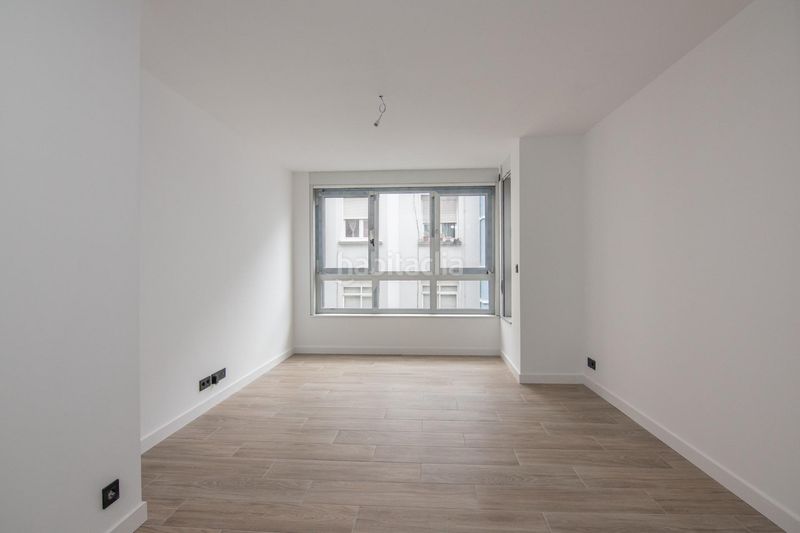 Foto 01e6cf4d-997f-4e47-a7e1-655caae87ddb. Pis a Os Mallos Coruña (A)