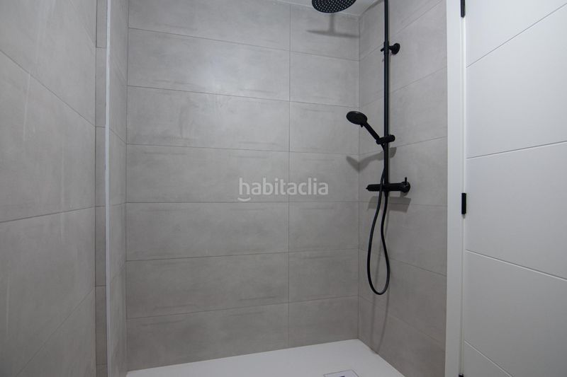 Foto 91cf3ab1-d6b4-400e-aade-68b12b0395a7. Pis a Os Mallos Coruña (A)