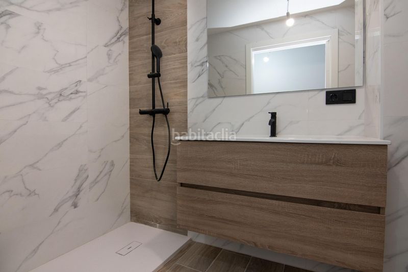 Foto cb4d4046-f593-4be6-bf1e-cb4aa93f18b5. Pis a Os Mallos Coruña (A)