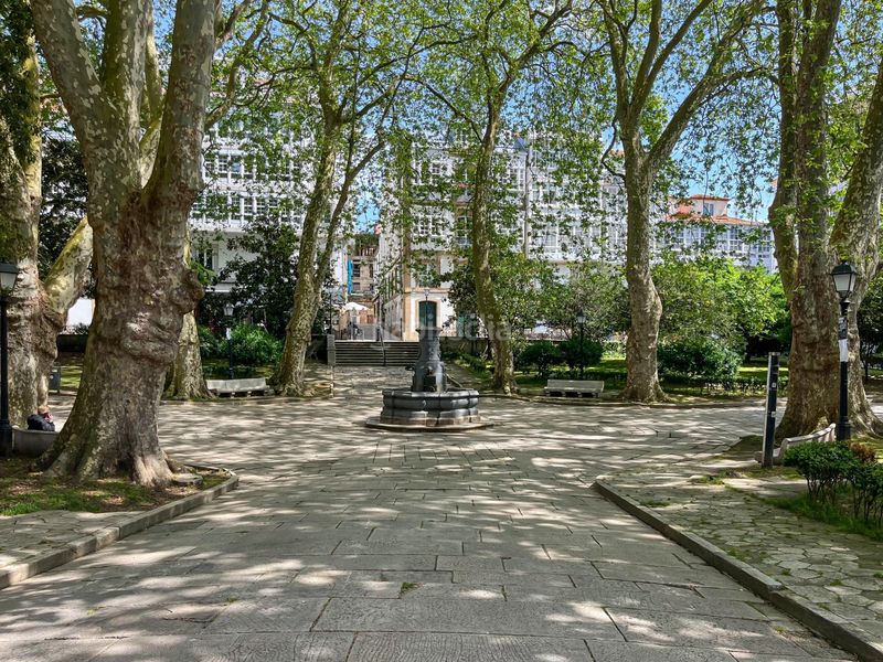 Foto 102b8099-880d-4ea6-bdc0-c5d21e972cbd. Dúplex amb calefacció aparcament a Ciudad Vieja Coruña (A)