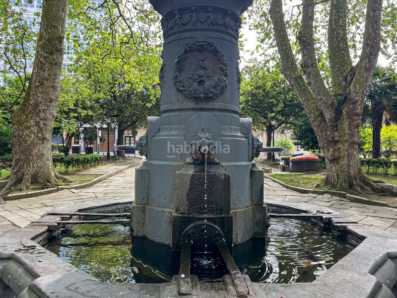 Foto bacbf163-e3f0-4a2e-a76b-e428c7b3e564. Dúplex amb calefacció aparcament a Ciudad Vieja Coruña (A)