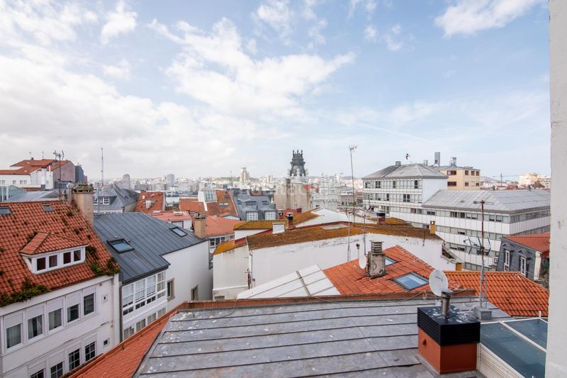 Foto e959ef6b-55cf-4a3b-baa5-47dfd719bffe. Dúplex amb calefacció aparcament a Ciudad Vieja Coruña (A)
