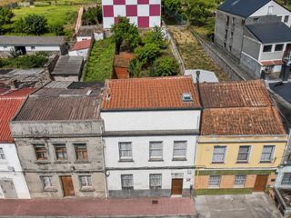 Maison à Lugar silva arriba 14. Casa con terreno en a silva, justo al lado del ventorrillo