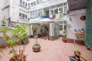 Flat  Outeiro. Piso con patio en ronda de outeiro