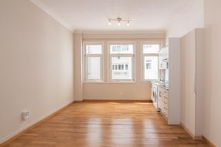 Affitto Piccolo appartamento in Calle rosalia castro 13. Apartamento en alquiler al lado de la plaza de lugo