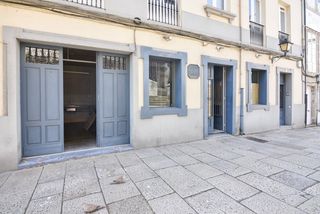 Business premise in Calle PARROTE 8