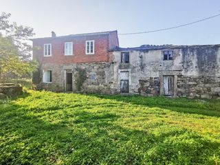 Maison à Lugar vilasuso - vilares 11. Casa de labranza con más de 6 hectáreas de terreno en terra chá