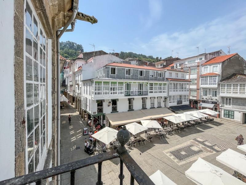 Foto 8fc2fa19-b7d8-459e-829e-ba66d37583db. Edifici a Pontedeume