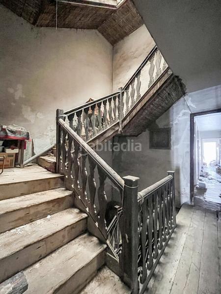 Foto d91484ce-cf38-42e3-b862-54d044edeafb. Edifici a Pontedeume