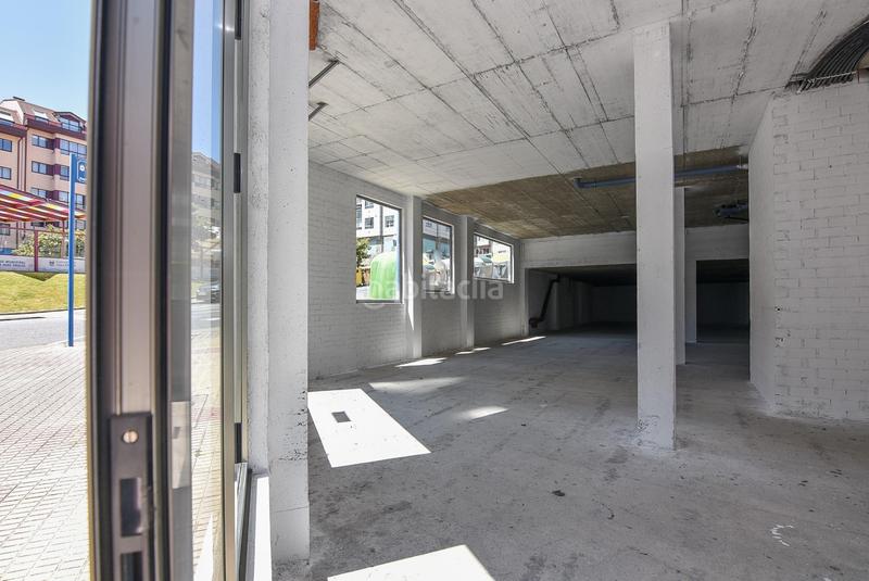 Foto 03ce5af2-6bc8-4de5-832f-59b9f8221ff8. Alquiler local comercial en calle xesus rey martinez 1 amplio bajo comercial en a corveira en Culleredo