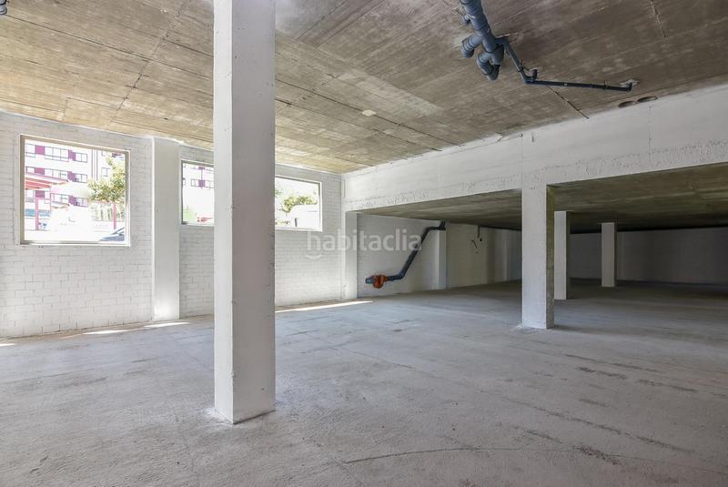 Foto 7cceb4fe-8772-4e89-8bdb-340718451346. Location local commercial dans calle xesus rey martinez 1 dans Culleredo