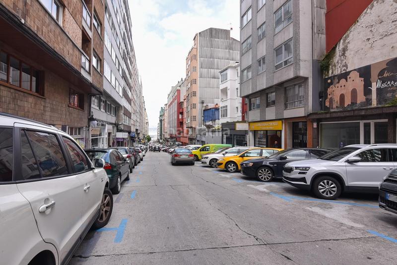 Foto 52e6b343-4db6-4eb0-a820-4ed996357dd8. Locale commerciale in San Pablo - Juan Flórez Coruña (A)