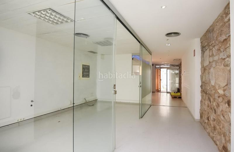 Foto 1f775e59-f978-44c3-9468-c7e5a8d6f931. Local comercial en estacada 1 local semidiáfano en callejón de la estacada en Coruña (A)