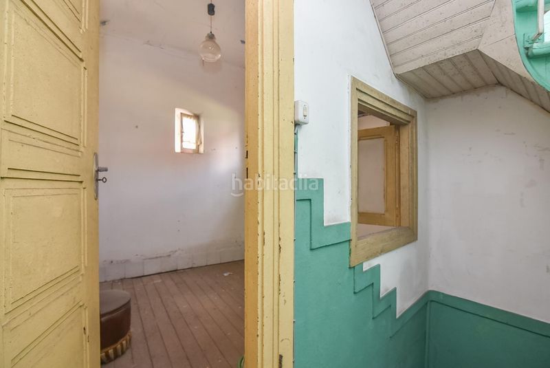 Foto a9e4c74d-0058-468c-90f9-d523a8a30cd0. Edificio in Marín