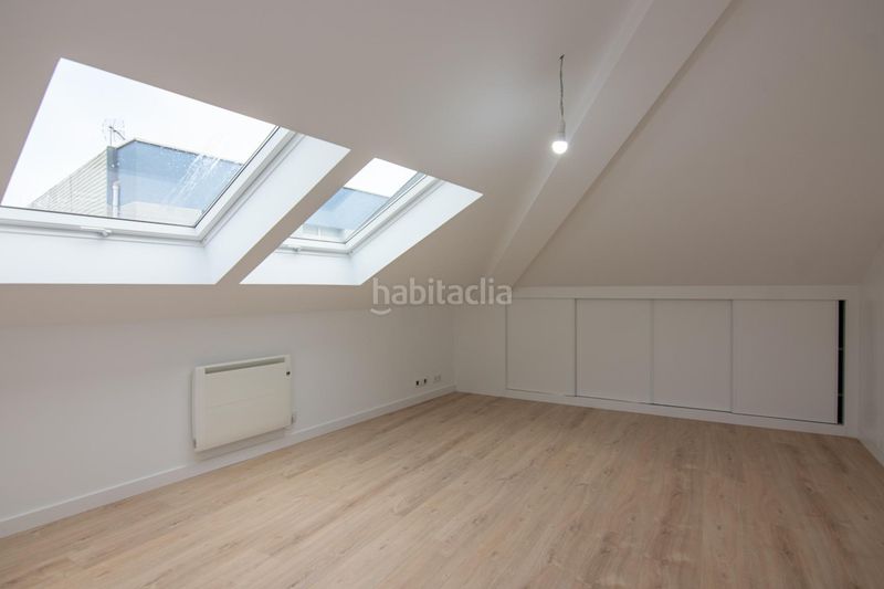 Foto 795c3dfa-3061-4315-aed6-f63d2bc4412f. Dúplex a calle josé gonzález chas 39 a Cuatro Caminos - Plaza de la Cubela Coruña (A)