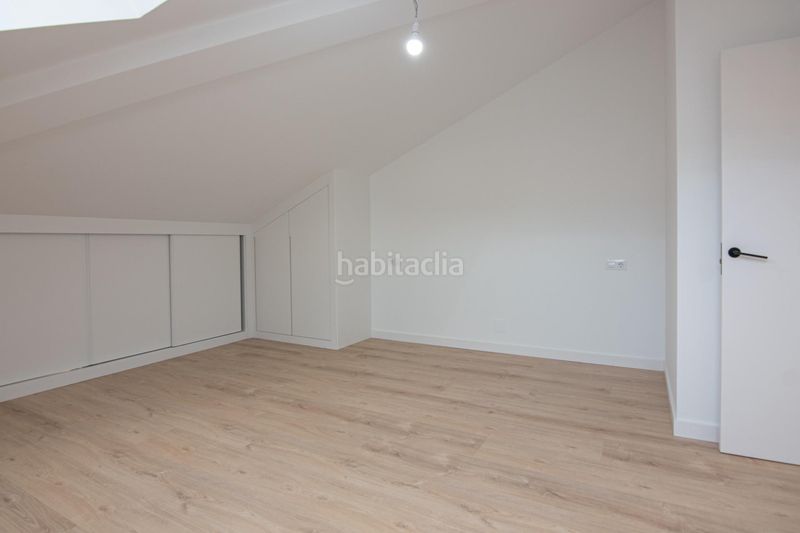 Foto e3d39d02-b772-4b97-8335-cd29e6d1d718. Dúplex a calle josé gonzález chas 39 a Cuatro Caminos - Plaza de la Cubela Coruña (A)