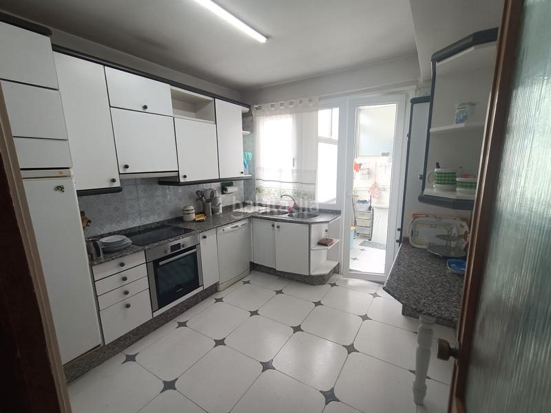 Foto 566c3da9-dcc9-42a4-9291-5d53ae0a081b. Appartamento con riscaldamento parcheggio in A Milagrosa Lugo