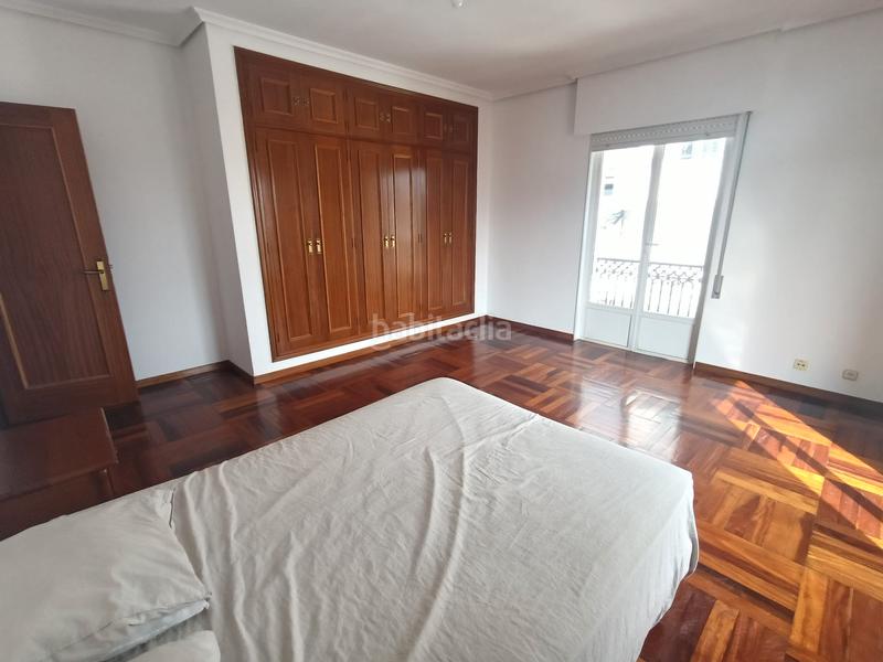 Foto a229e0bb-4f4d-4683-8db9-ae7f83bf2e31. Etagenwohnung mit kamin heizung parking in Centro - Recinto Amurallado Lugo