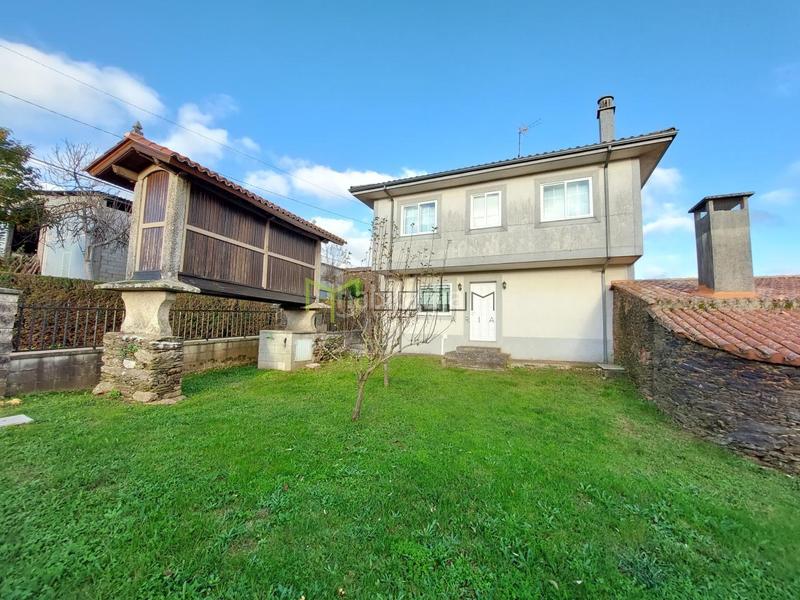 Foto 6d05e3a8-dfc8-4493-b8eb-c48ef35386c0. Casa en Arzúa